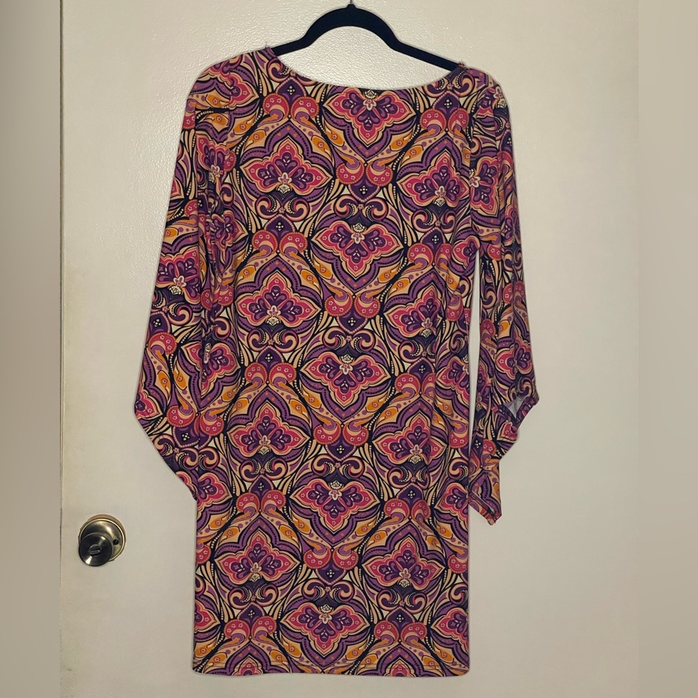 Aryeh dress size medium 
Mid length